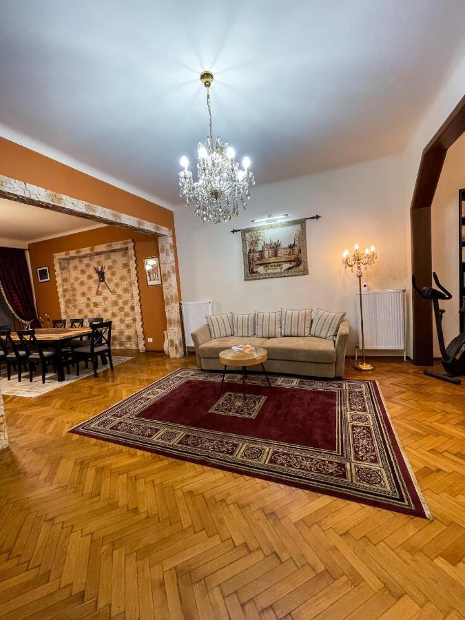 Central Apartment W/ Fire Place - Ground Floor บูคาเรสต์ ภายนอก รูปภาพ